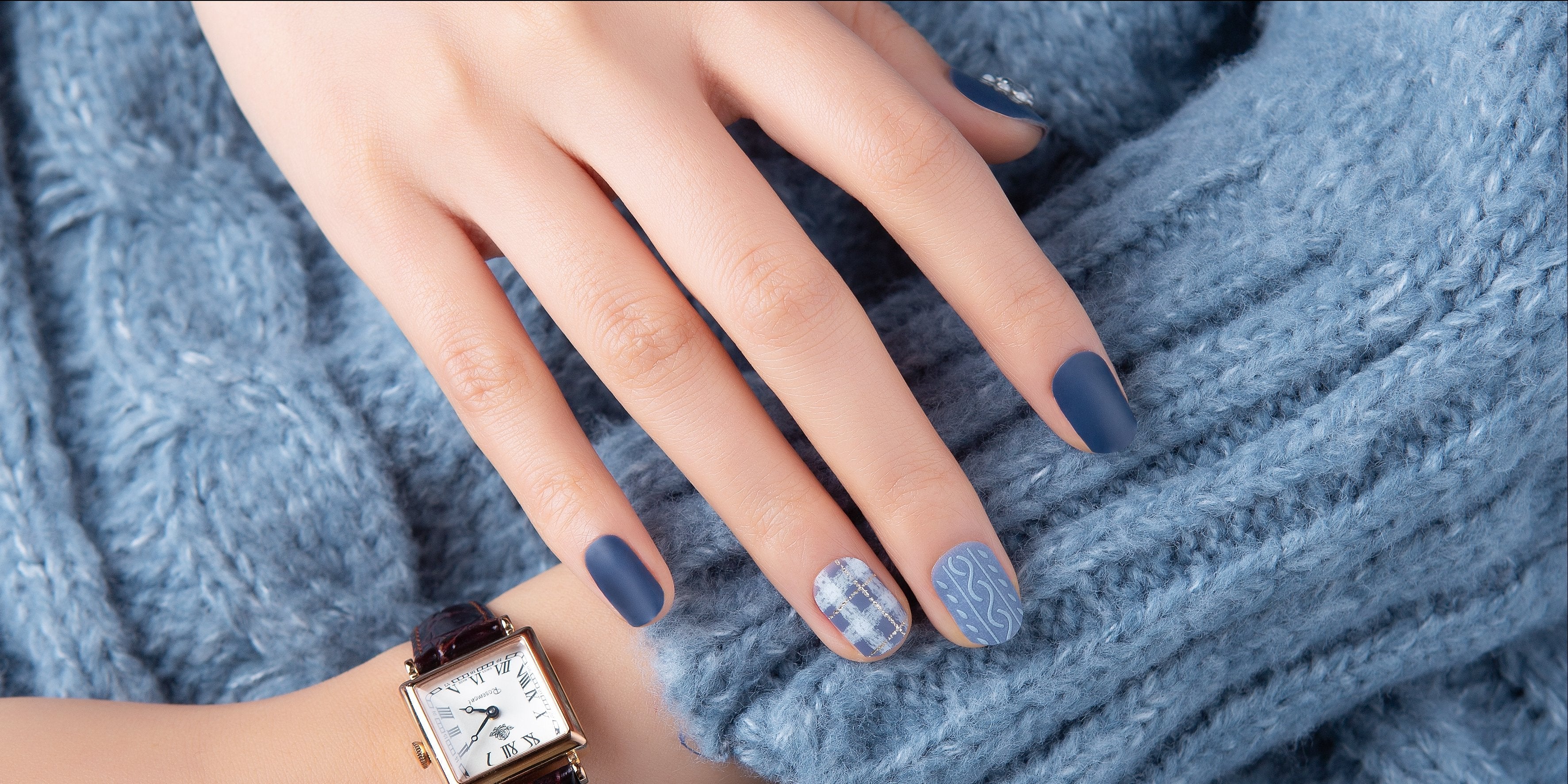 Dashing Diva Nails
