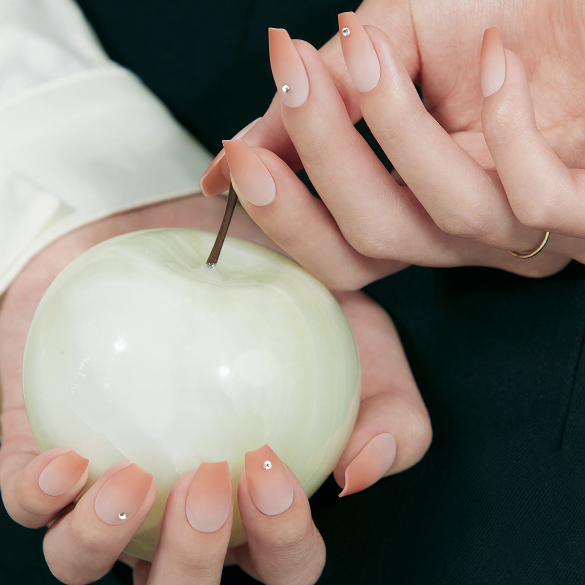 MAGIC PRESS NAIL - FIG BIEGE