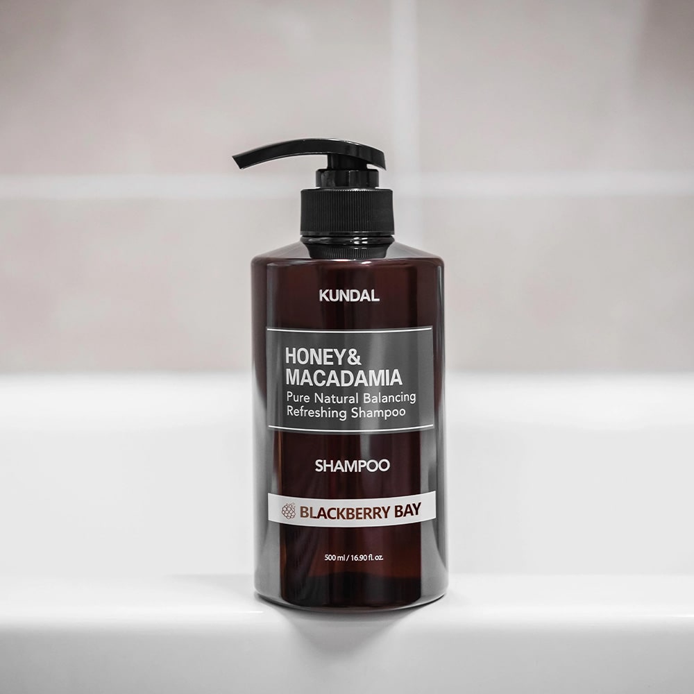 Honey & Macadamia Nature Shampoo Blackberry Bay